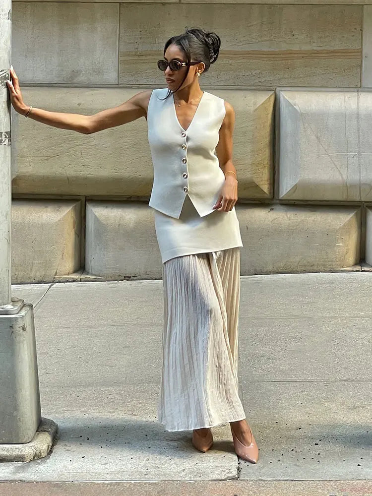 Zweiteiliges – Strickweste + Patchwork-Rock